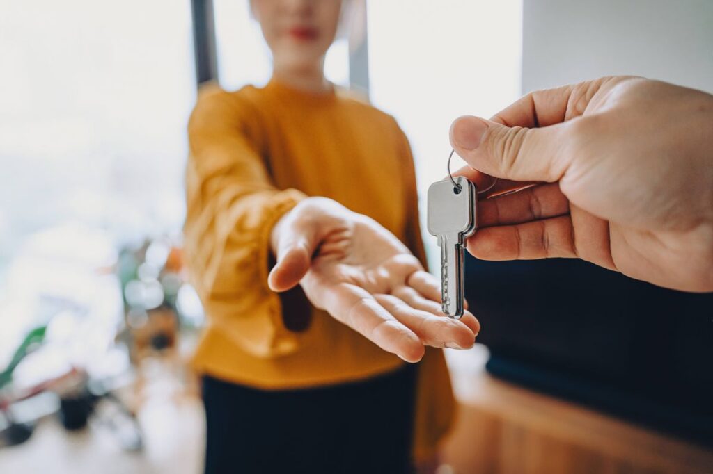 Landlord handing over keys to a new tenant under the Renters Rights Act 2026 in England